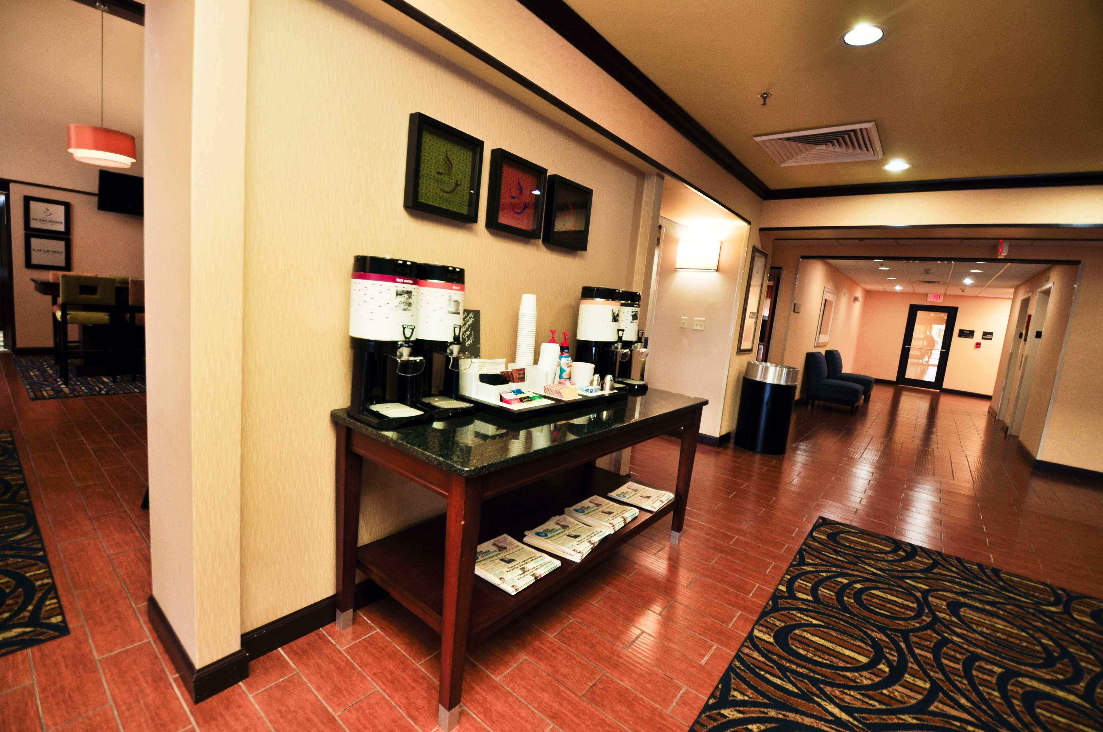 Hampton Inn & Suites Louisville East Esterno foto