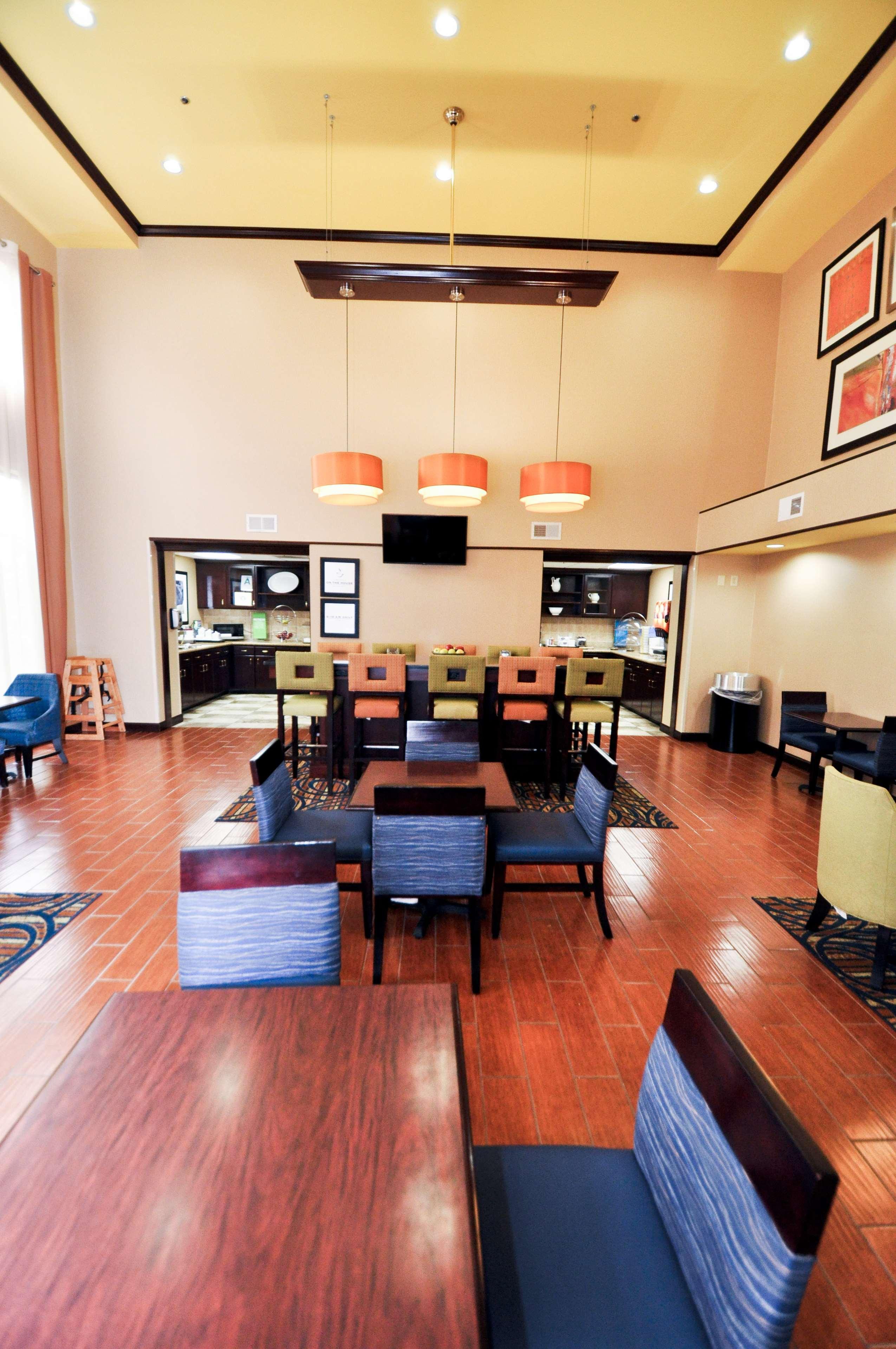 Hampton Inn & Suites Louisville East Esterno foto