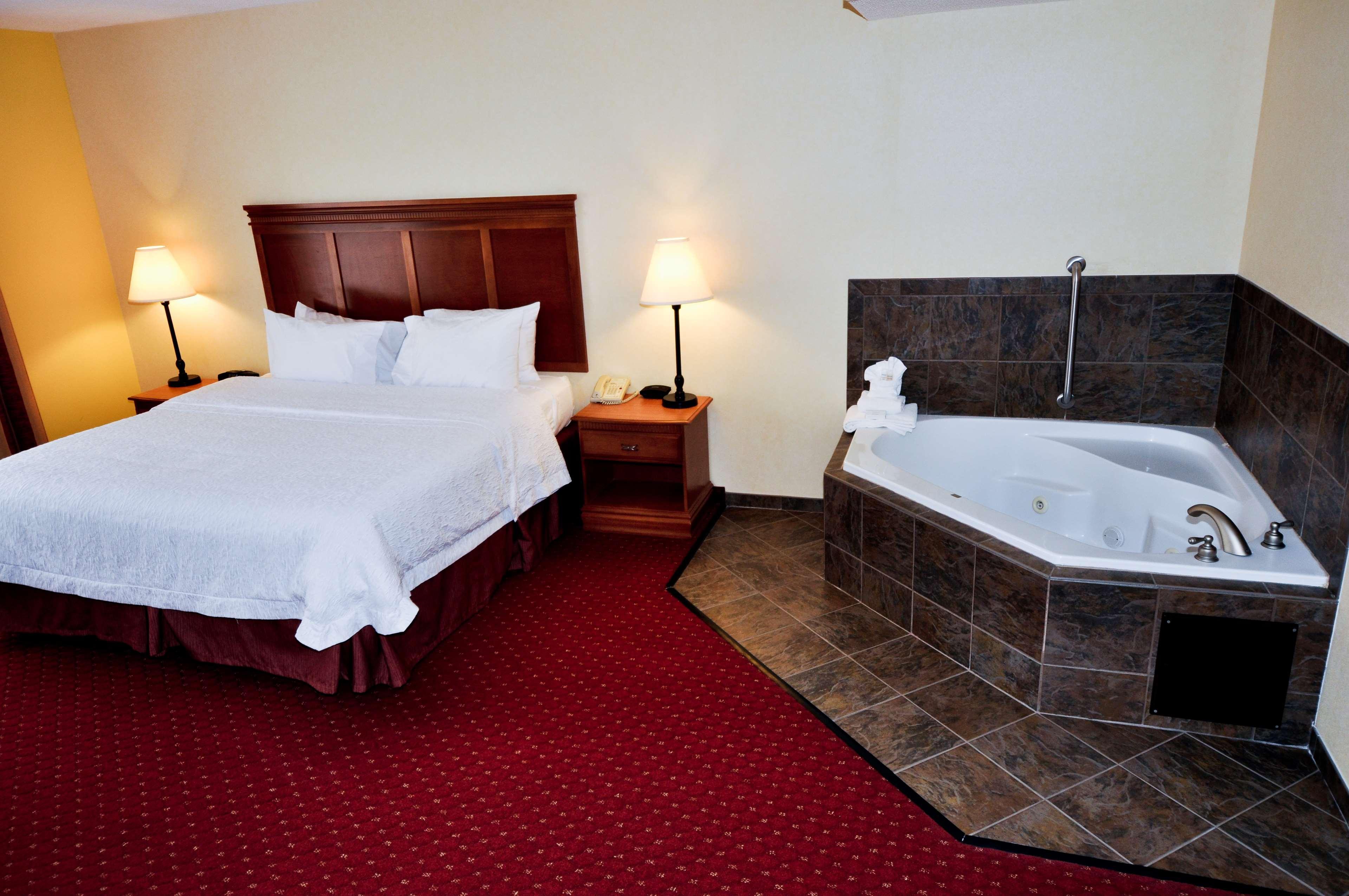 Hampton Inn & Suites Louisville East Esterno foto