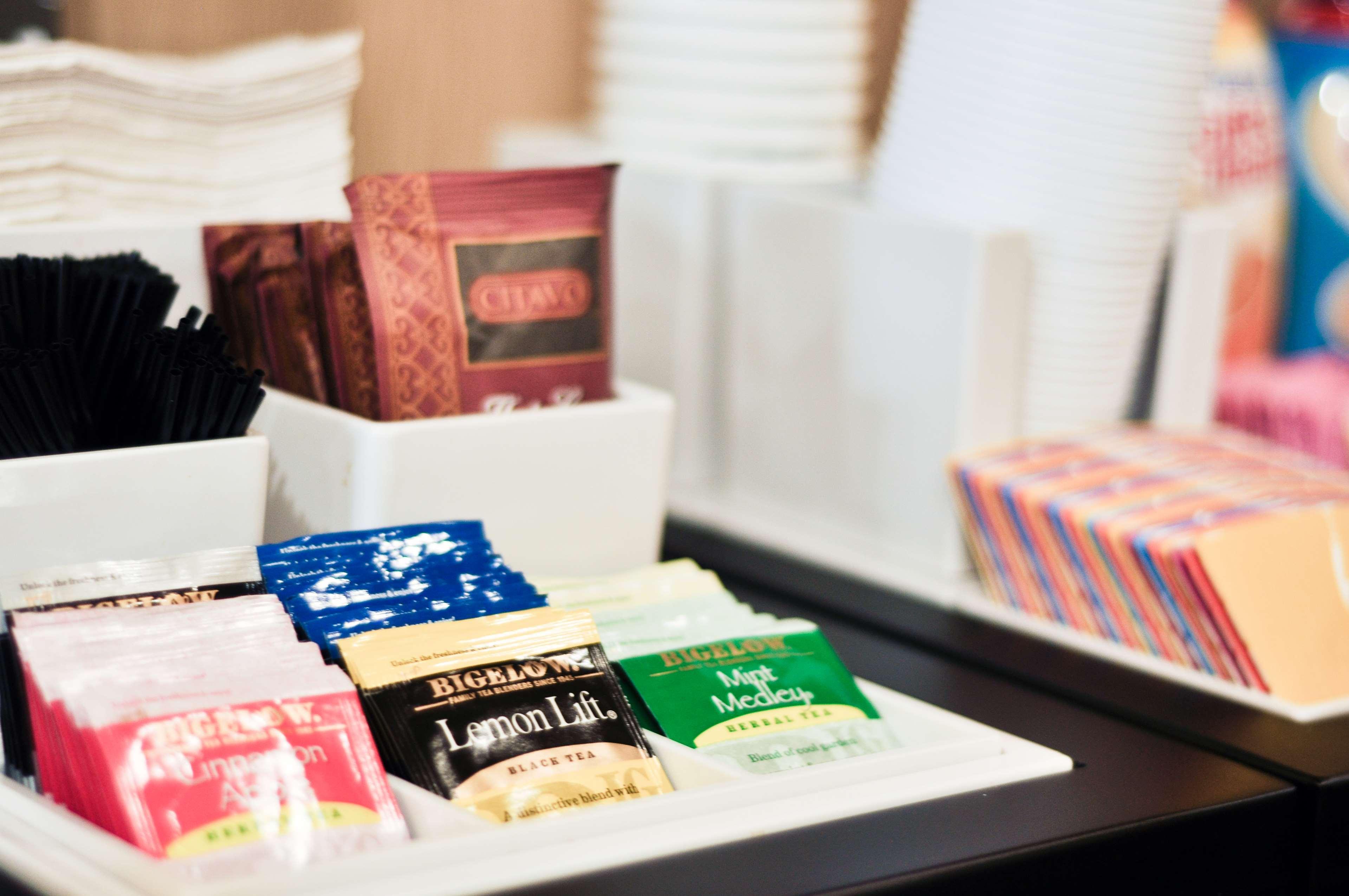 Hampton Inn & Suites Louisville East Esterno foto