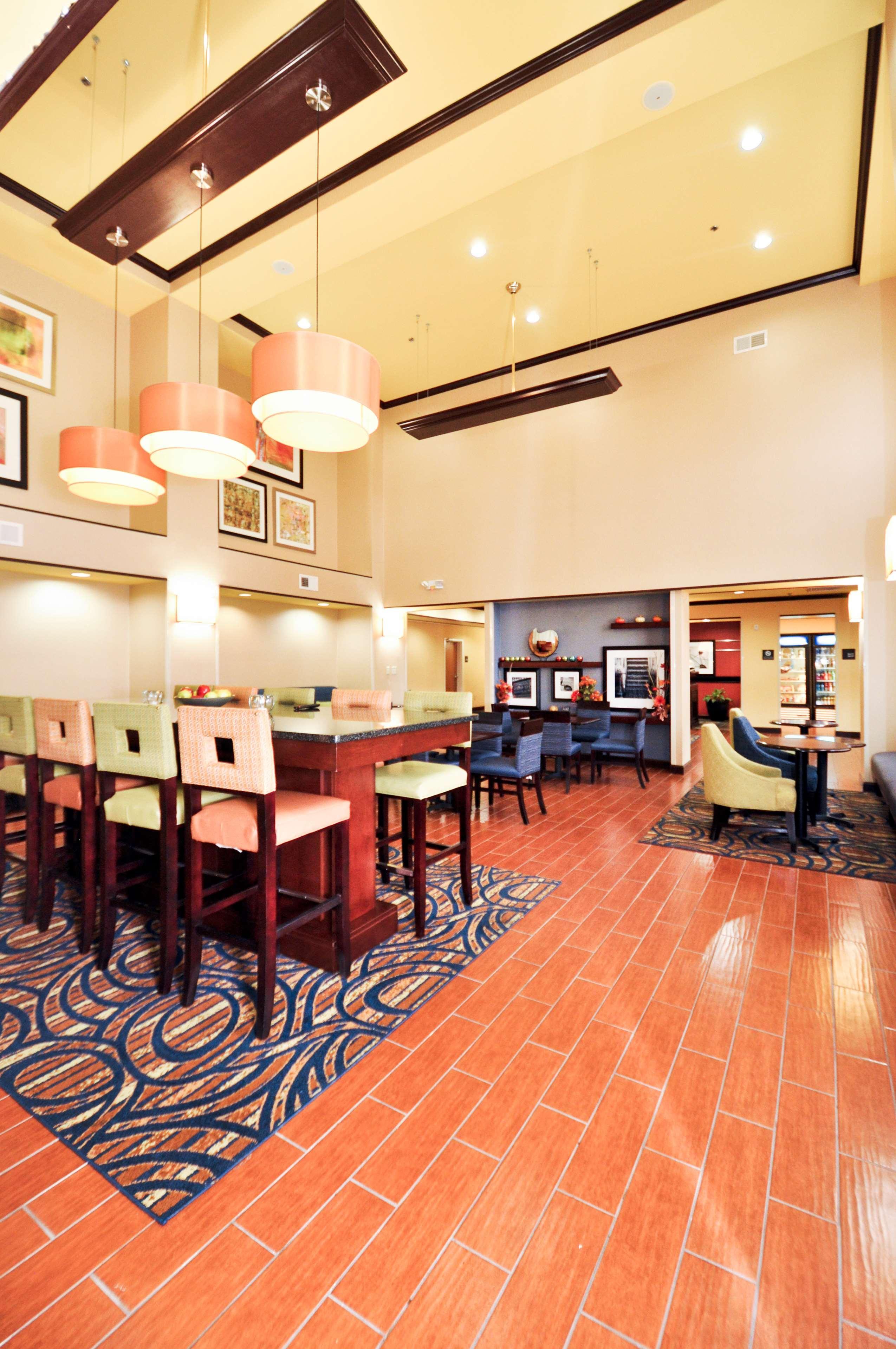 Hampton Inn & Suites Louisville East Esterno foto