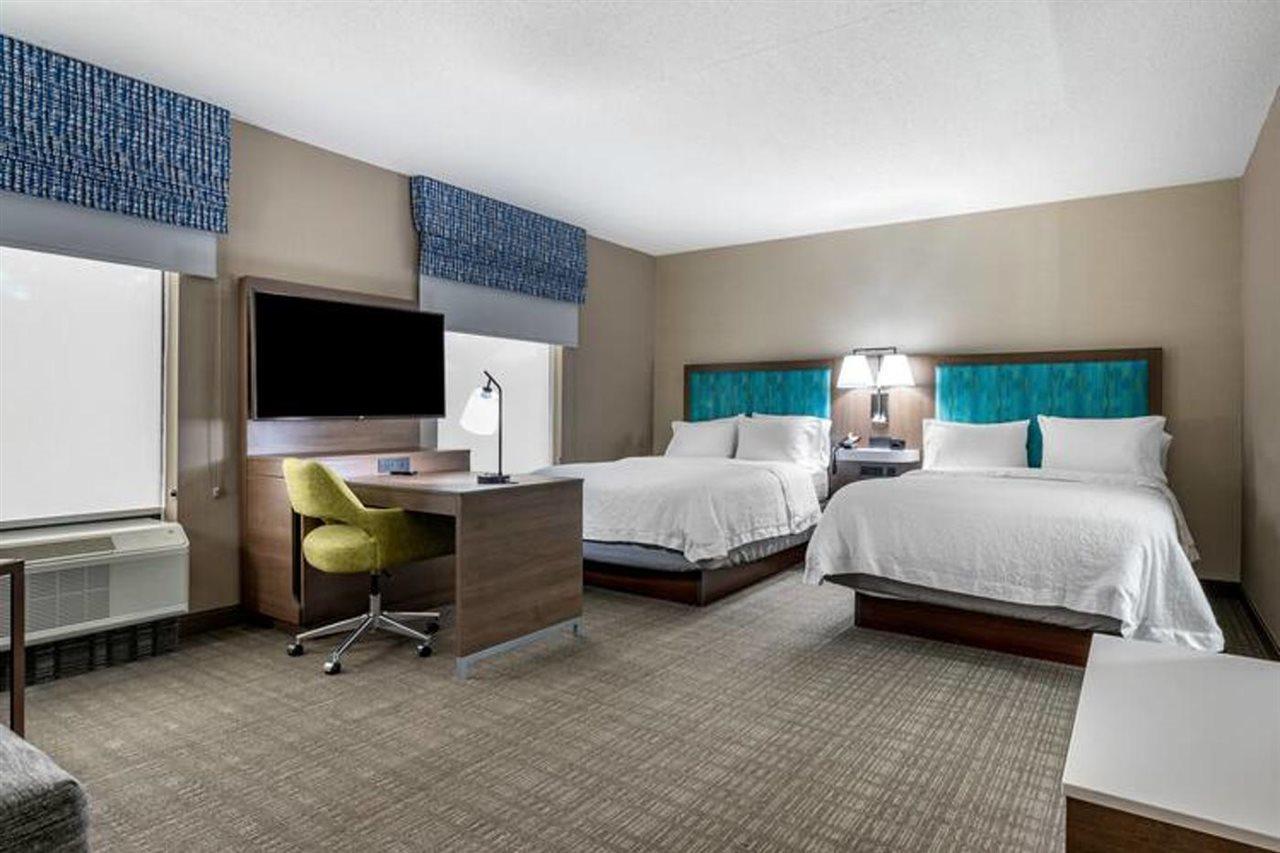 Hampton Inn & Suites Louisville East Esterno foto