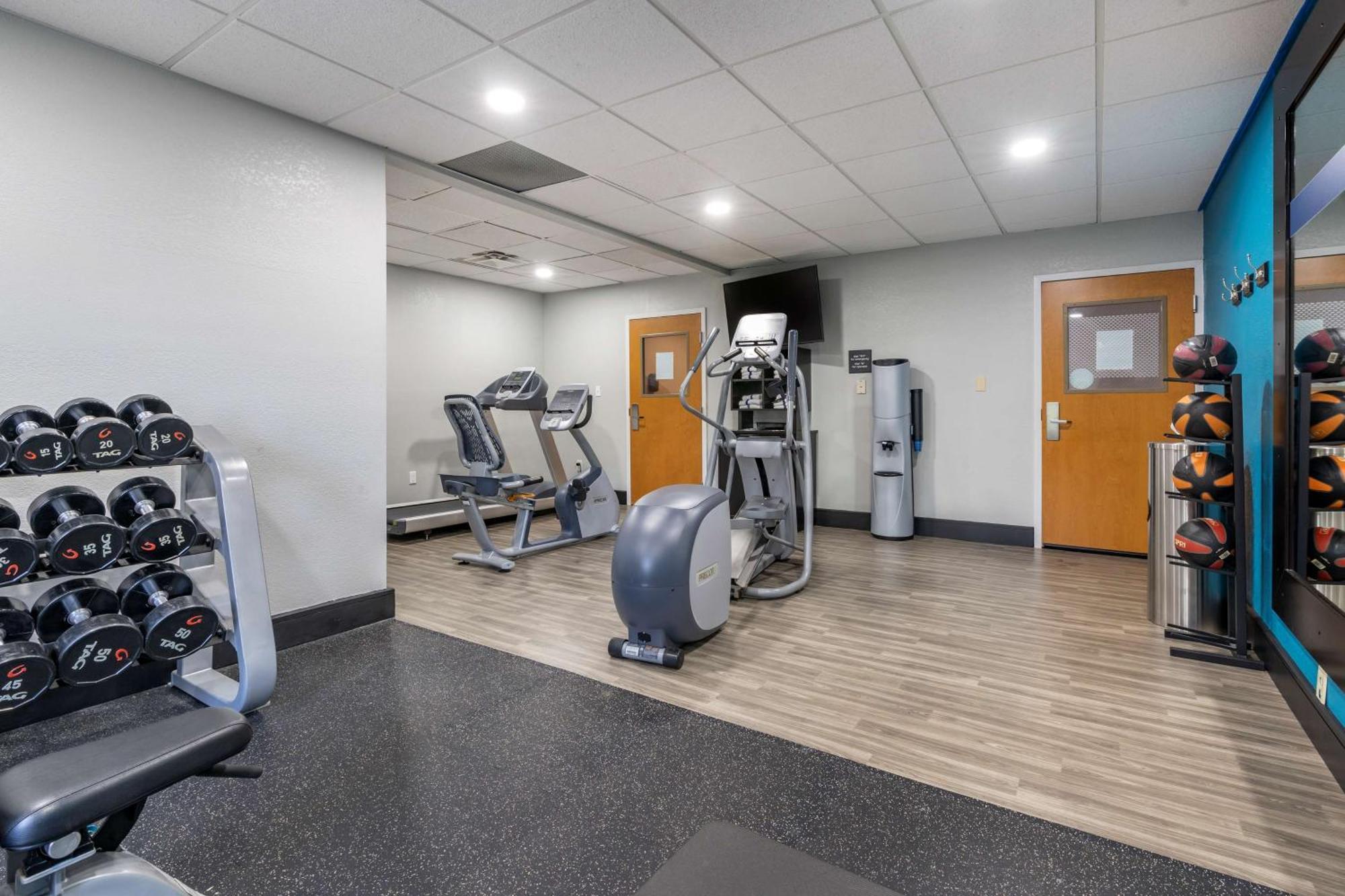 Hampton Inn & Suites Louisville East Esterno foto